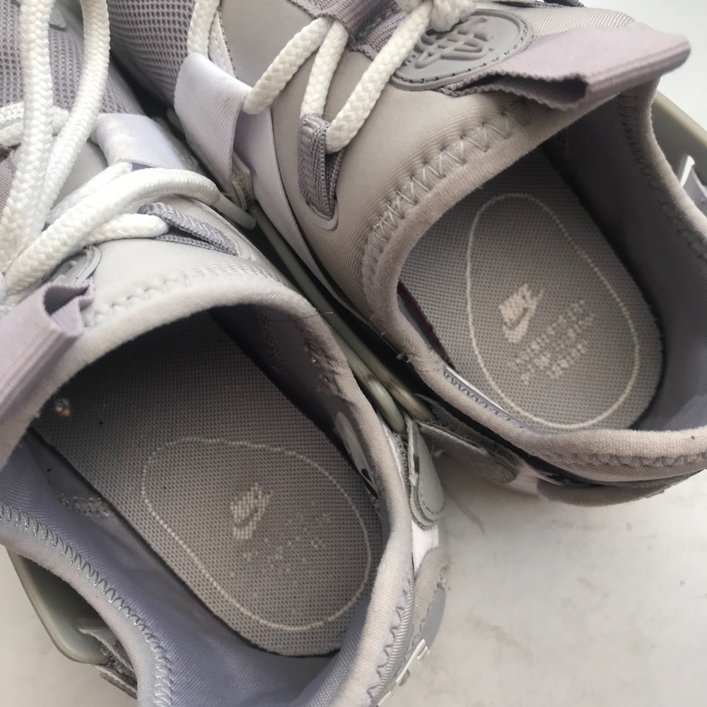 Nike | Huarache City Low Sneakers - Picture 5 of 7